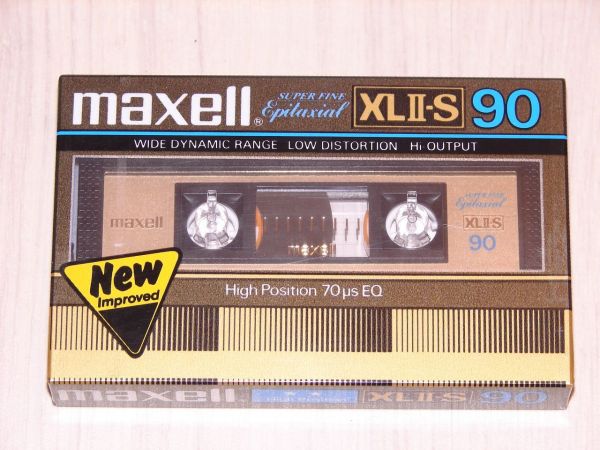 Аудиокассета Maxell XLII-S 90 (JP) (1982 - 1984)