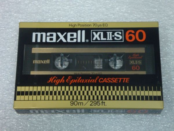 Аудиокассета Maxell XLII-S 60 (US) (1980 - 1982 г.)