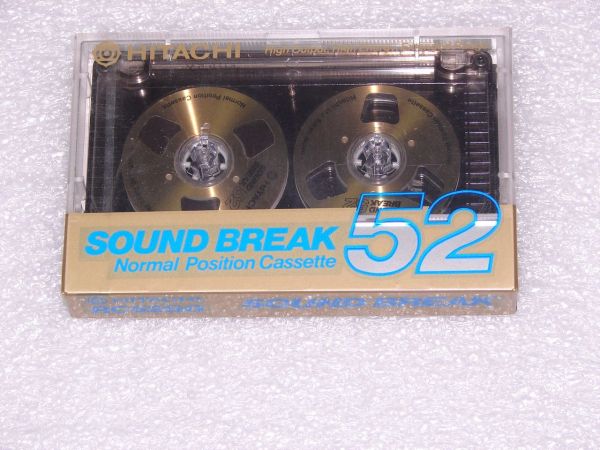 Аудиокассета Hitachi Sound Break 52