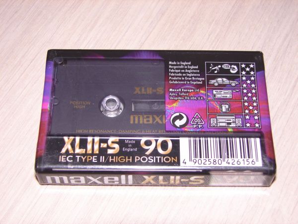 Аудиокассета  Maxell XLII-S 90 (EU) (1998 - 2000 г.)