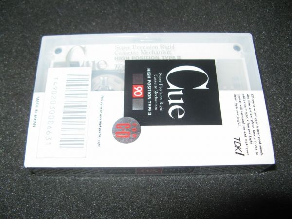 Аудиокассета TDK CUE WHITE 90 (JP) (1989 г.)