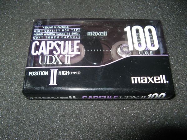 Аудиокассета Maxell Capsule UDX2 100 (US) (1991 - 1992 г.)