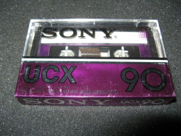 Аудиокассета Sony UCX 90 (EU) (1982 - 1984 г.)